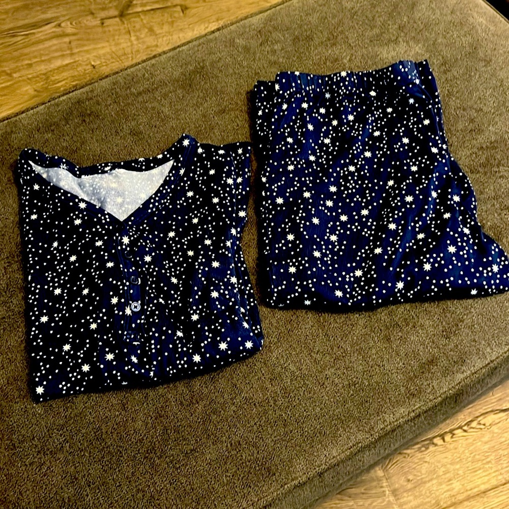 Charter club women’s long sleeve pajamas size small